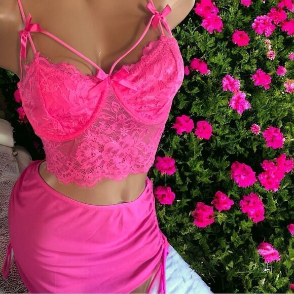 SXY l 2-Piece custom Set l Hot Pink/Black Bralette & Drawstring Skirt l New - Picture 4 of 10